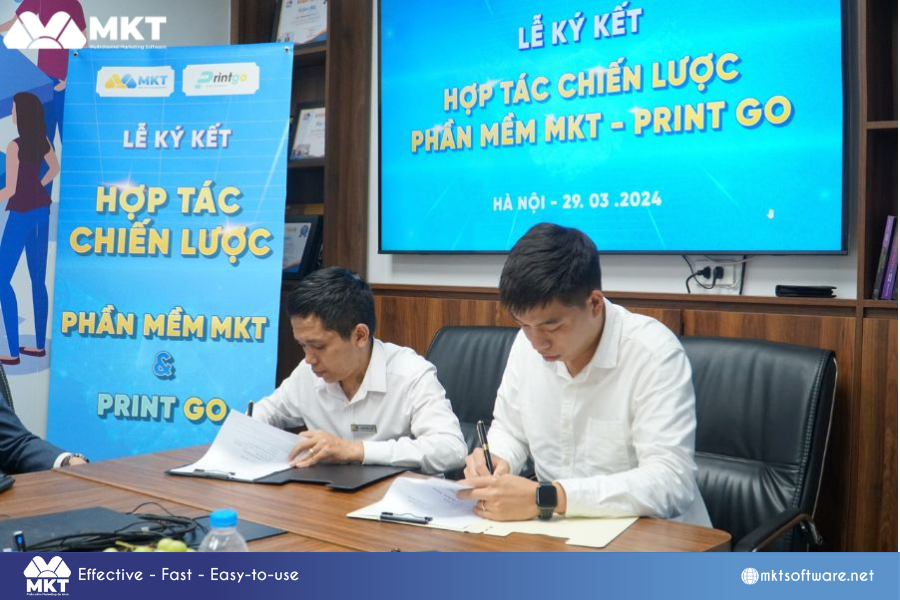 Signing Ceremony of Cooperation Between MKT Software and PRINTGO