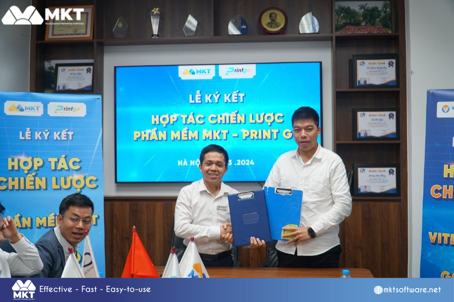 Signing Ceremony of Cooperation Between MKT Software and PRINTGO